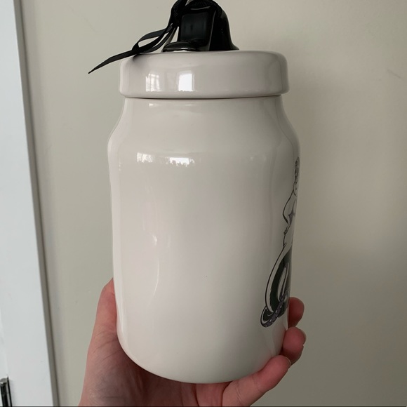 🇺🇸 Rae Dunn UNFORTUNATE SOULS canister - Picture 7 of 8